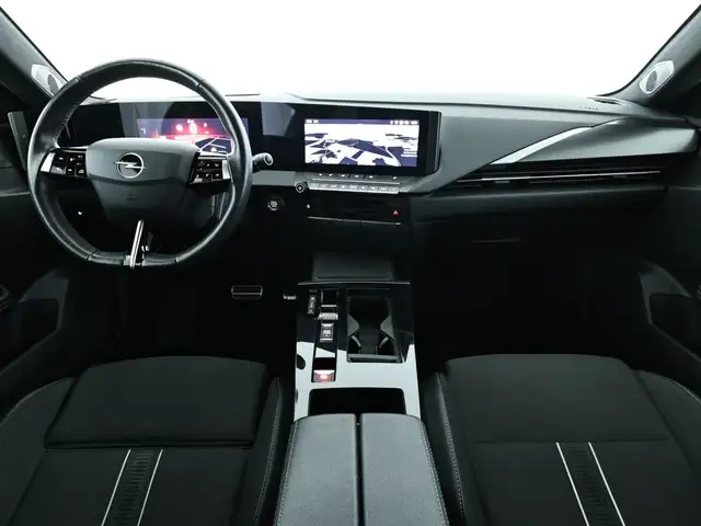 Opel Astra view 9