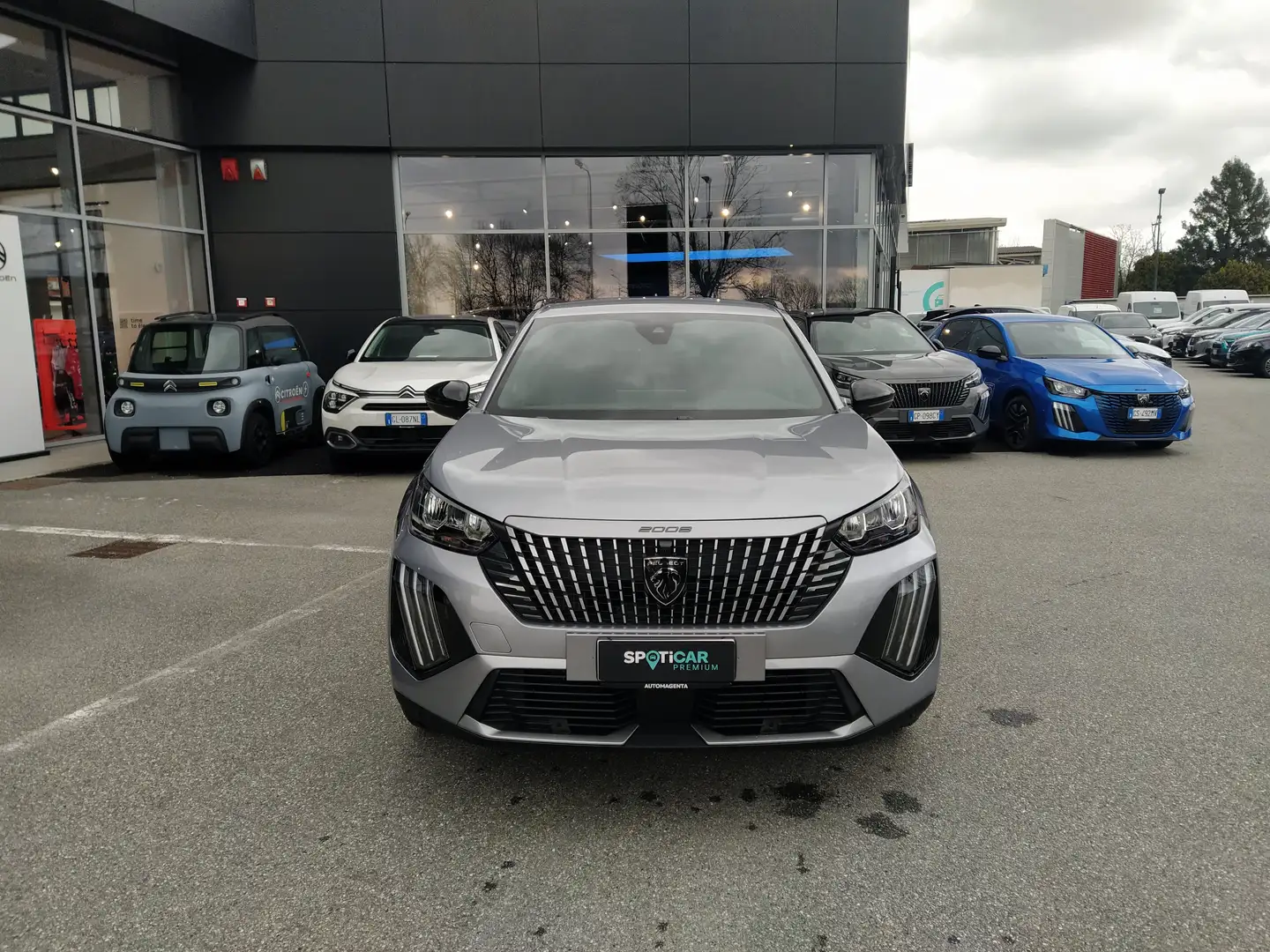 Peugeot 2008 1.2 PureTech 130cv EAT8 ALLURE KM ZERO Argento - 2