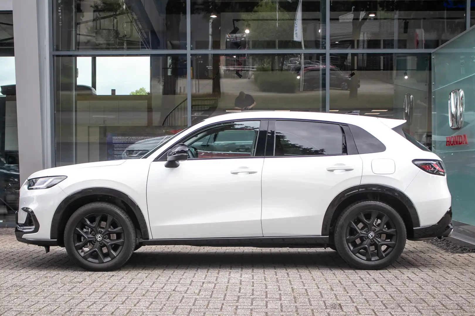 Honda ZR-V 2.0 e:HEV Sport Automaat  | Honda Sensing | Apple Weiß - 2