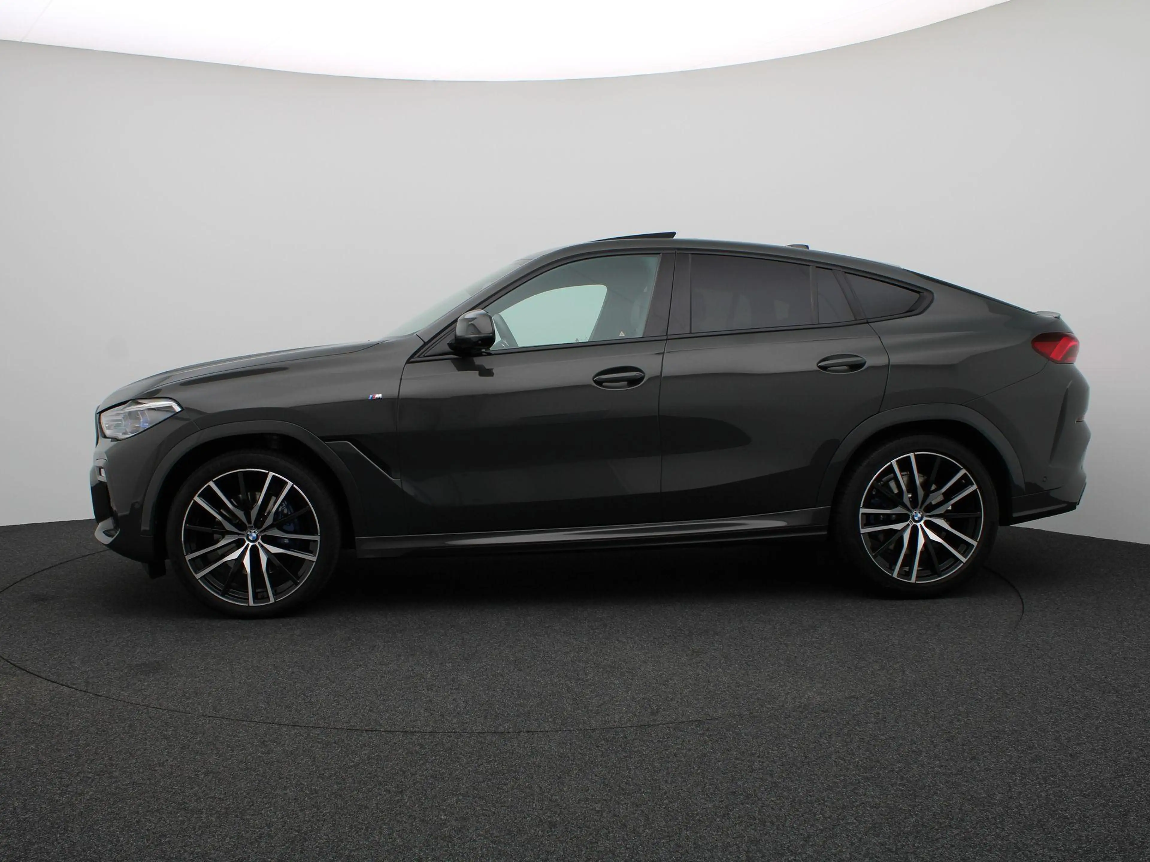 BMW X6 xDrive40i M Sportpakket | Panoramadak Sky Lounge | — photo 4