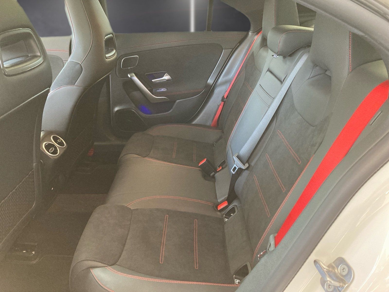 Mercedes-Benz CLA 35 AMG 4M*Aero*Pano*HUD*Burm*STDHZG*Dist*360 — photo 11