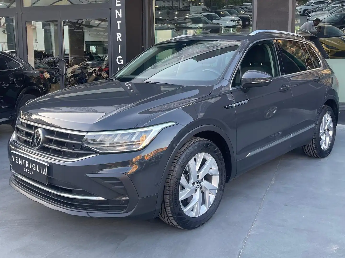 Volkswagen Tiguan Tiguan 2.0 tdi Life 150cv dsg - 2