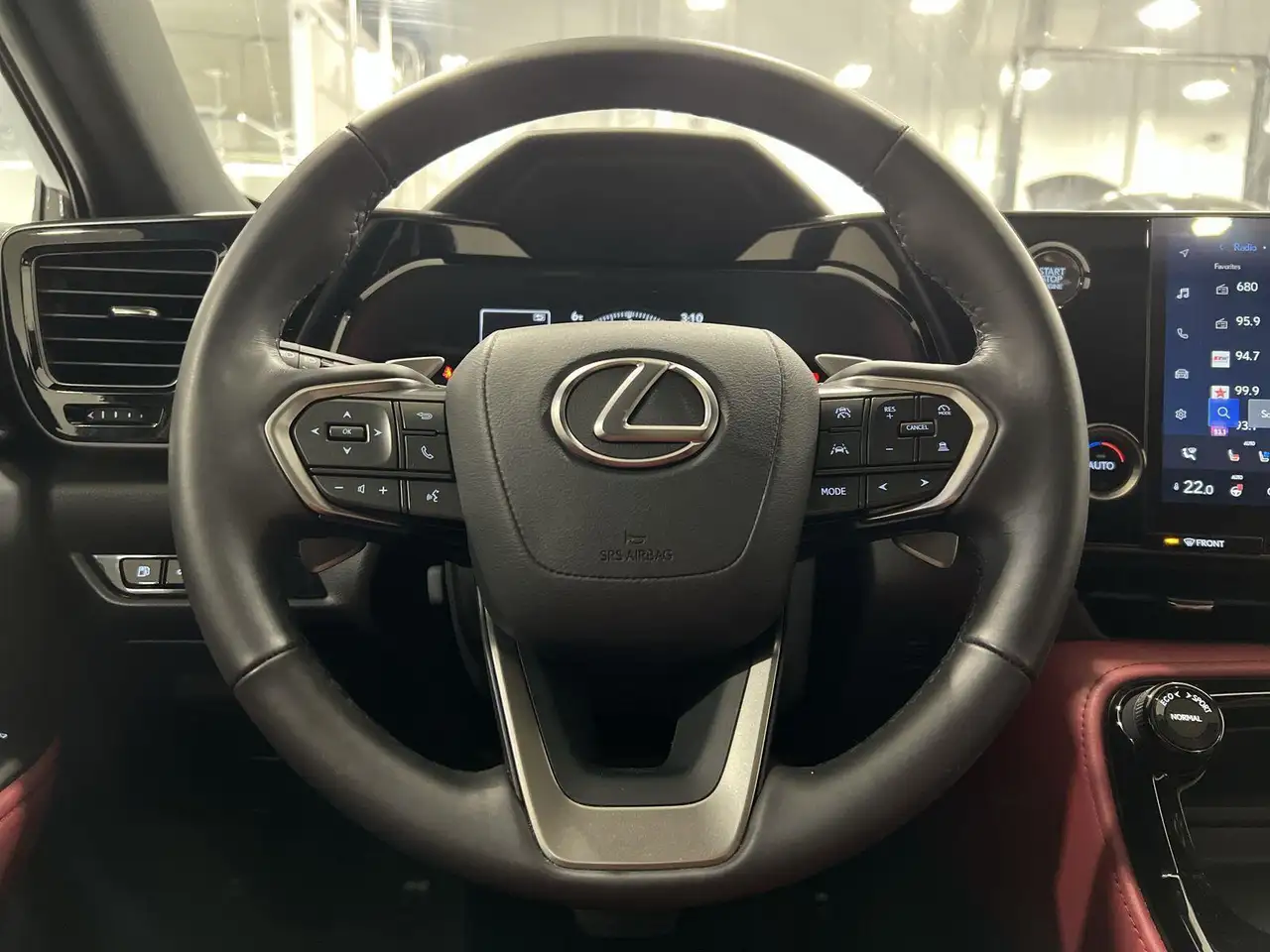 Lexus NX снимка Lexus NX