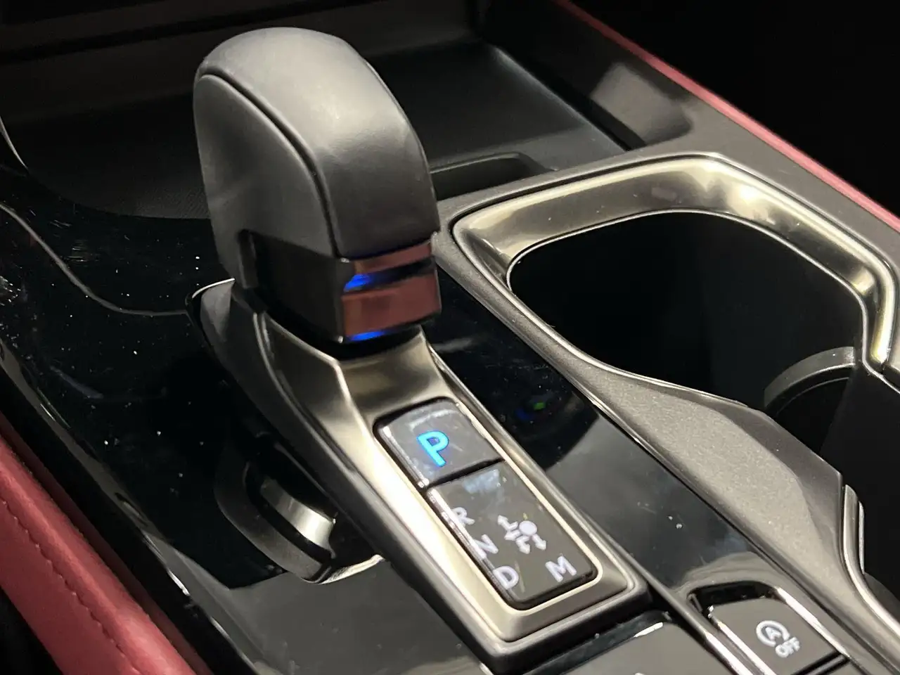 Lexus NX снимка Lexus NX