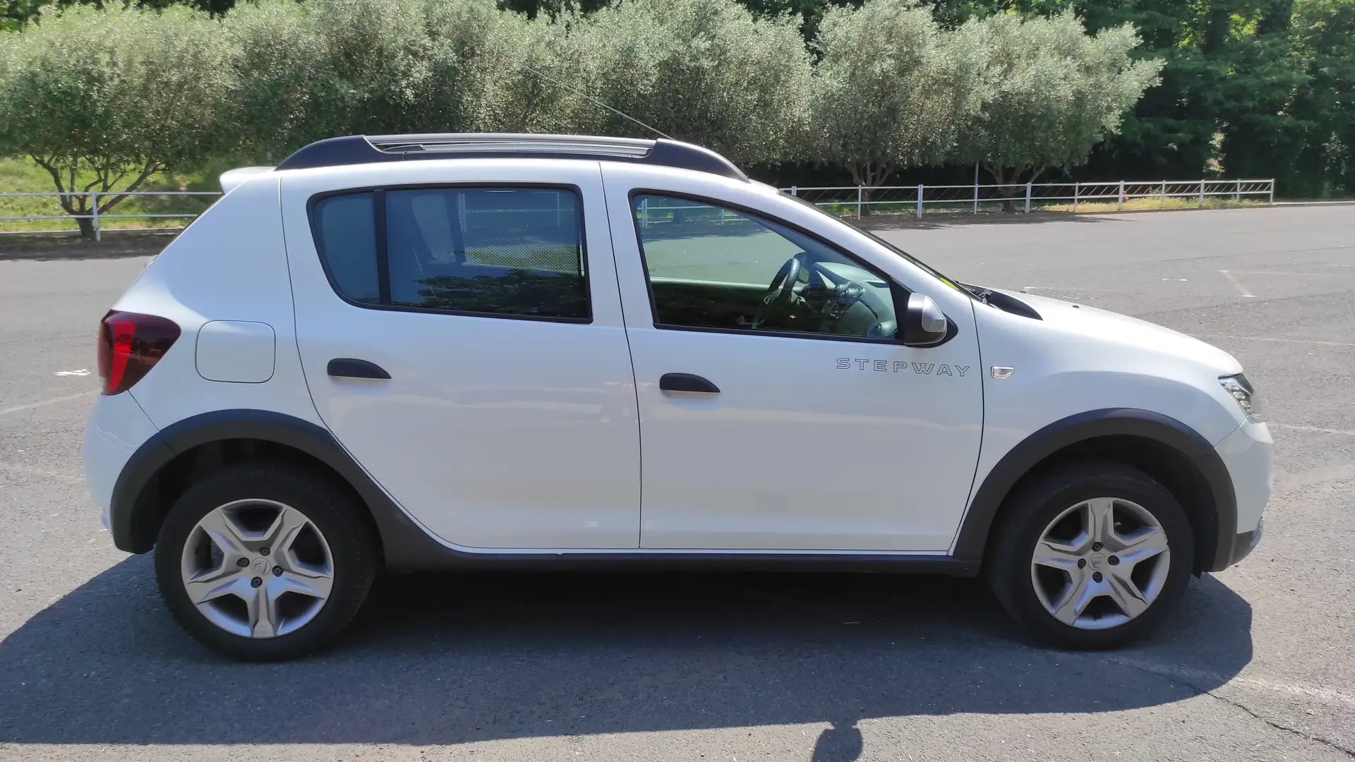 Dacia Sandero Sandero Blue dCi 95 Stepway Blanc - 2