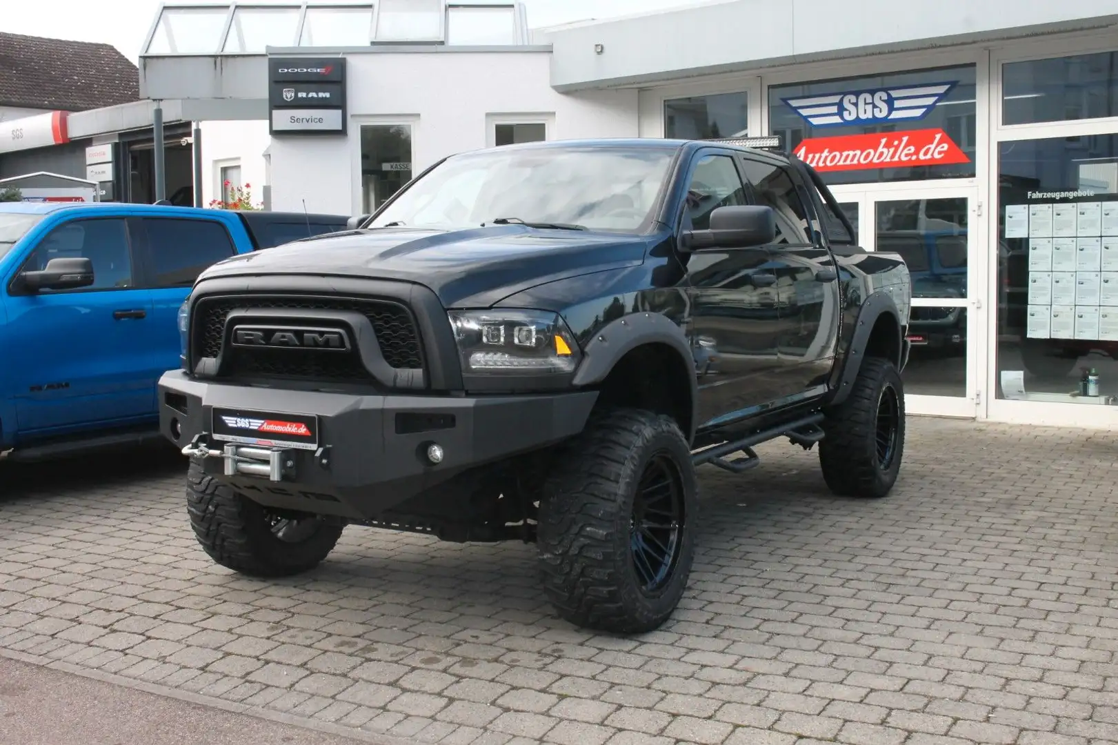 Dodge RAM 1500 LPG Noir - 1