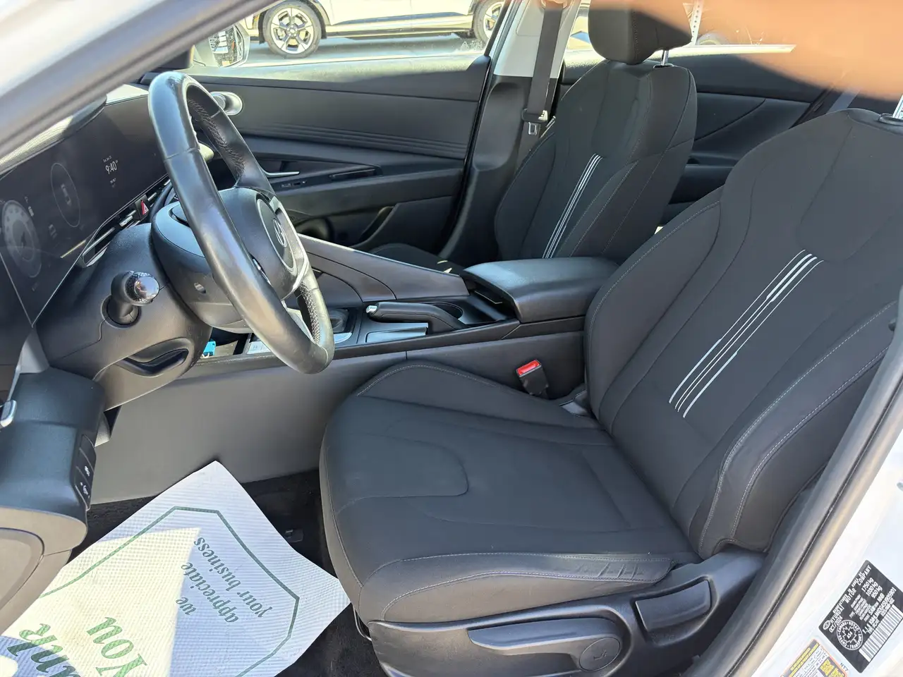 Hyundai ELANTRA снимка Hyundai ELANTRA