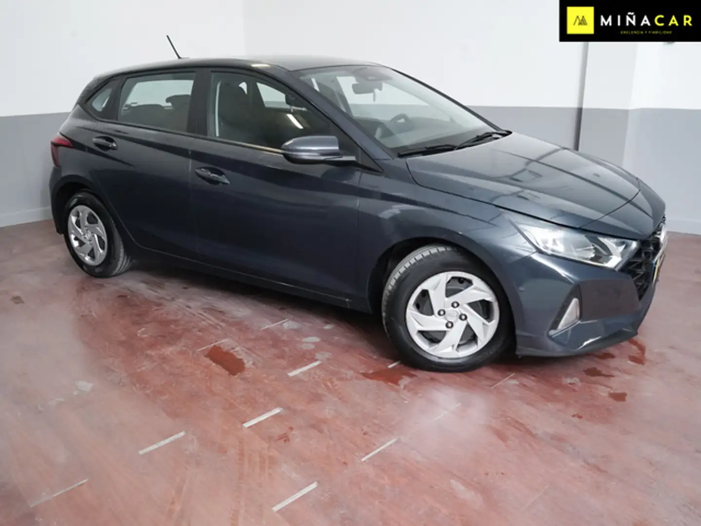 Hyundai i20 1.0 TGDI SLX 100 Gris - 2