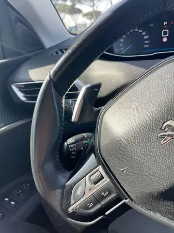 Peugeot 3008 view 14