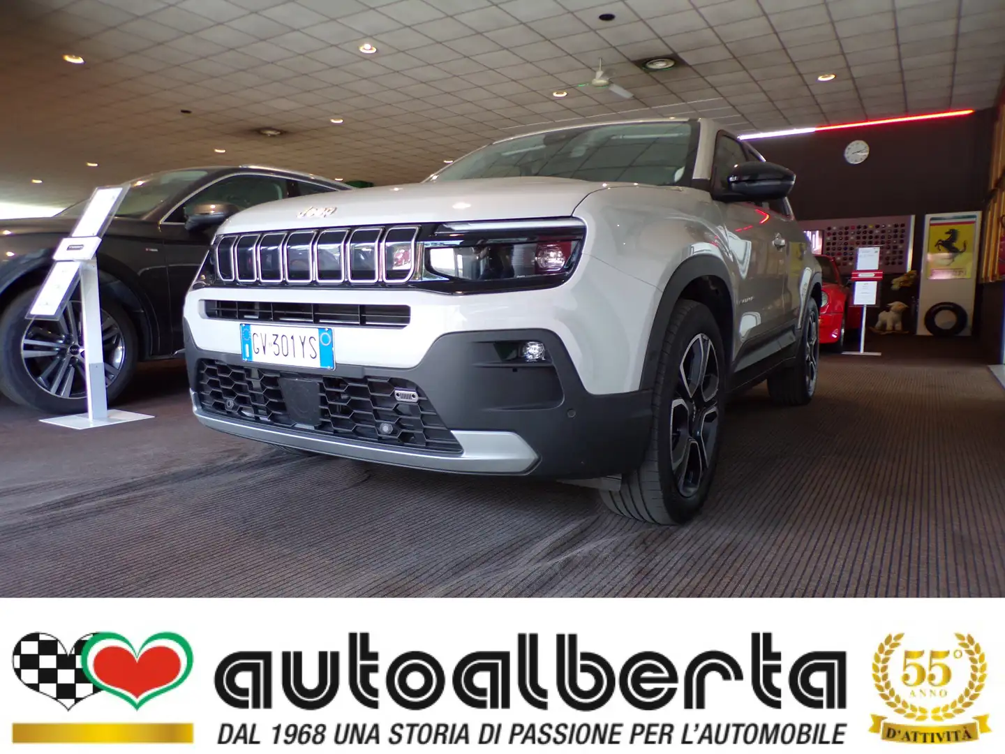 Jeep Avenger Summit  156cv auto 100% Elettrica (KM.7.995) Grigio - 1