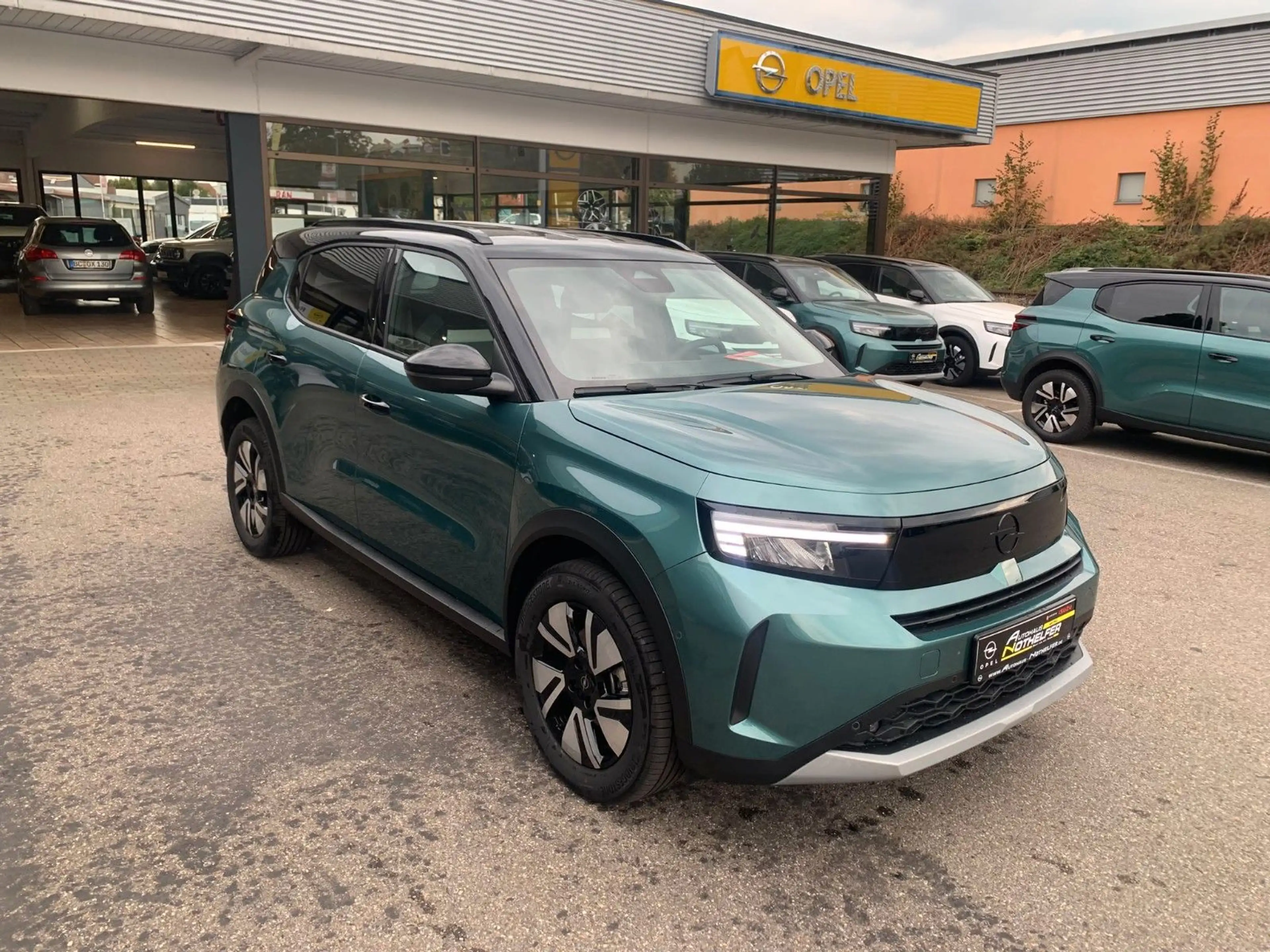 Opel Frontera GS 1.2 Hybrid 145 PS 5 Jahre Garantie — photo 4