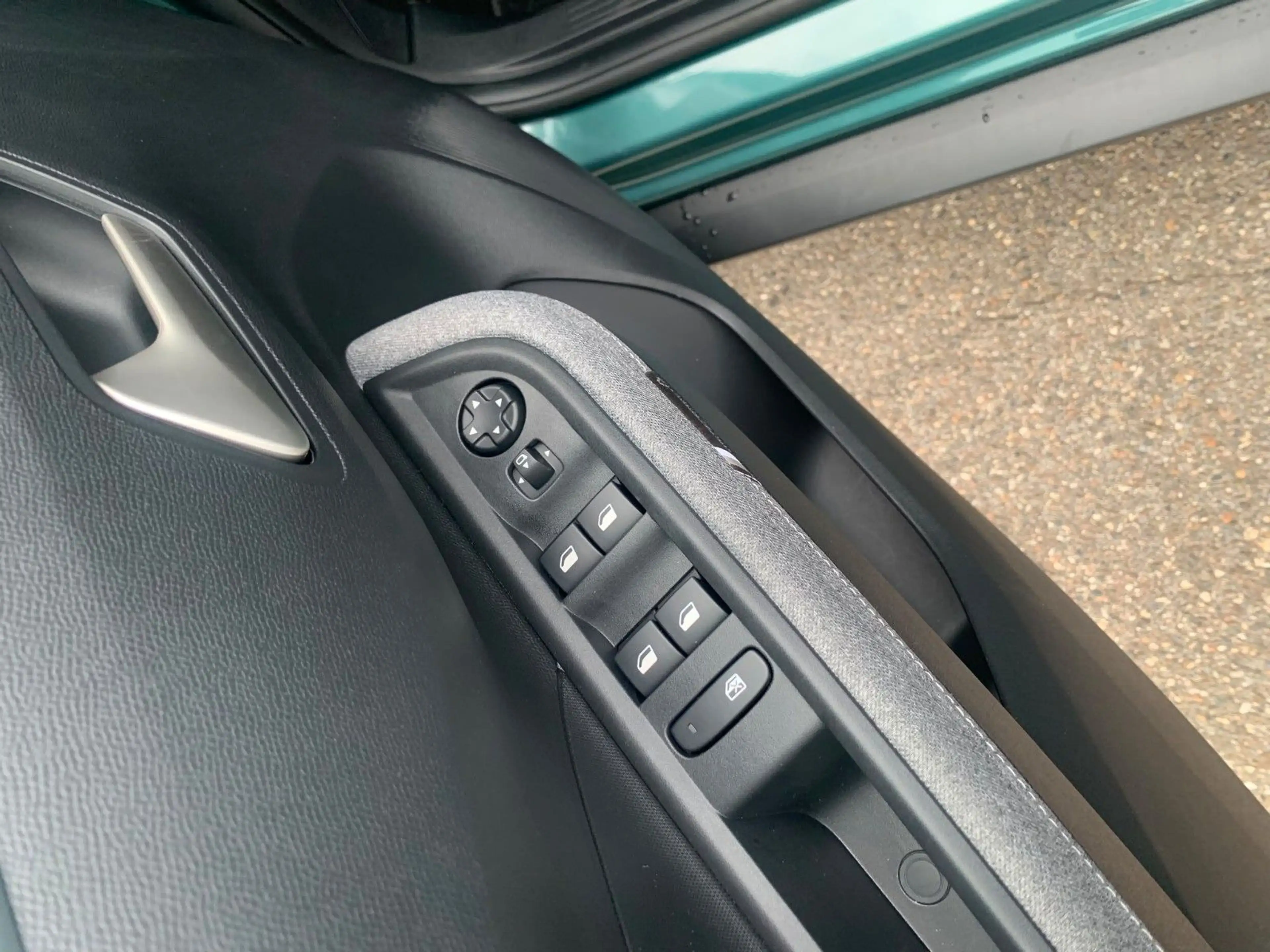 Opel Frontera GS 1.2 Hybrid 145 PS 5 Jahre Garantie — photo 19