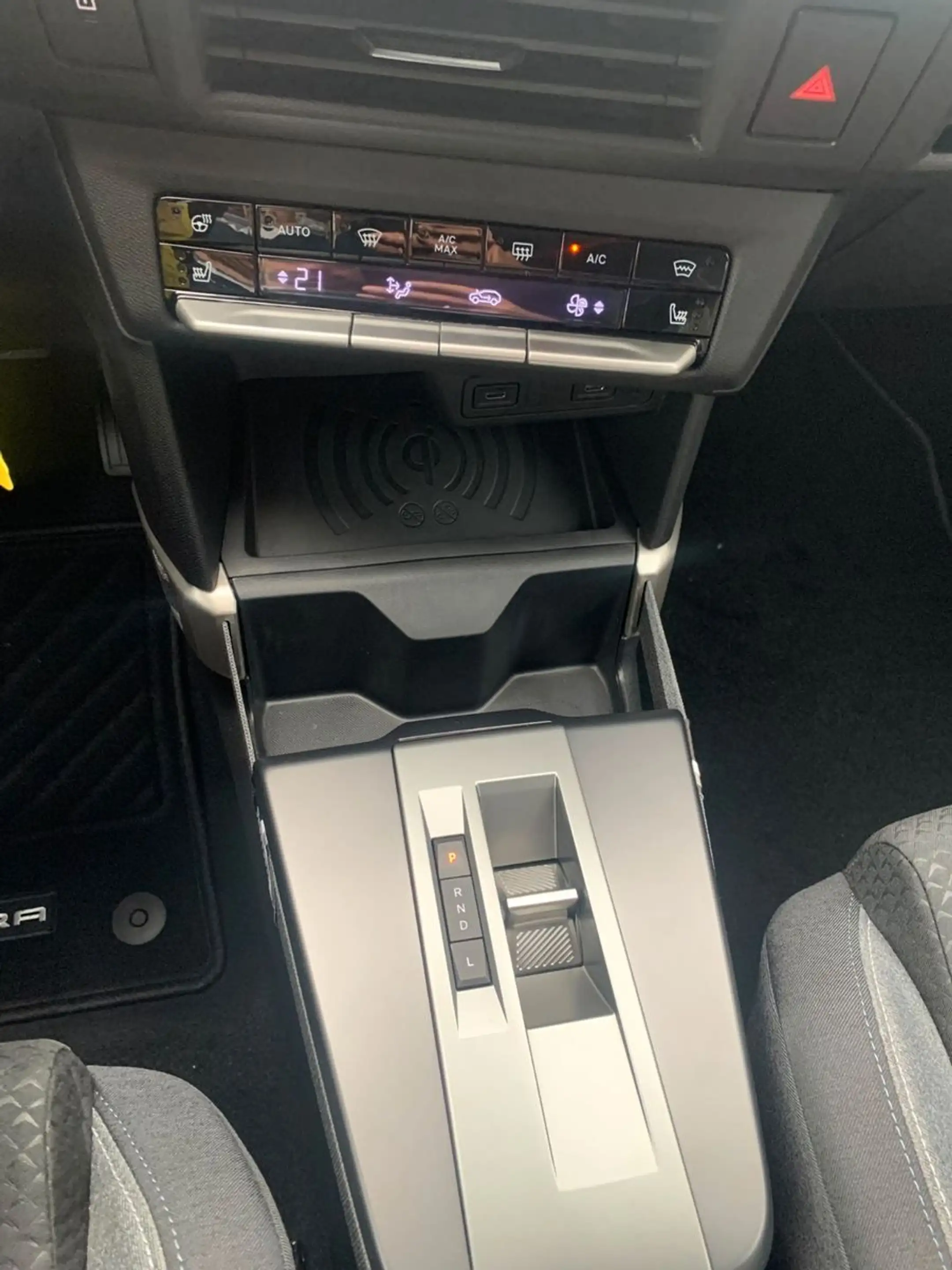 Opel Frontera GS 1.2 Hybrid 145 PS 5 Jahre Garantie — photo 20