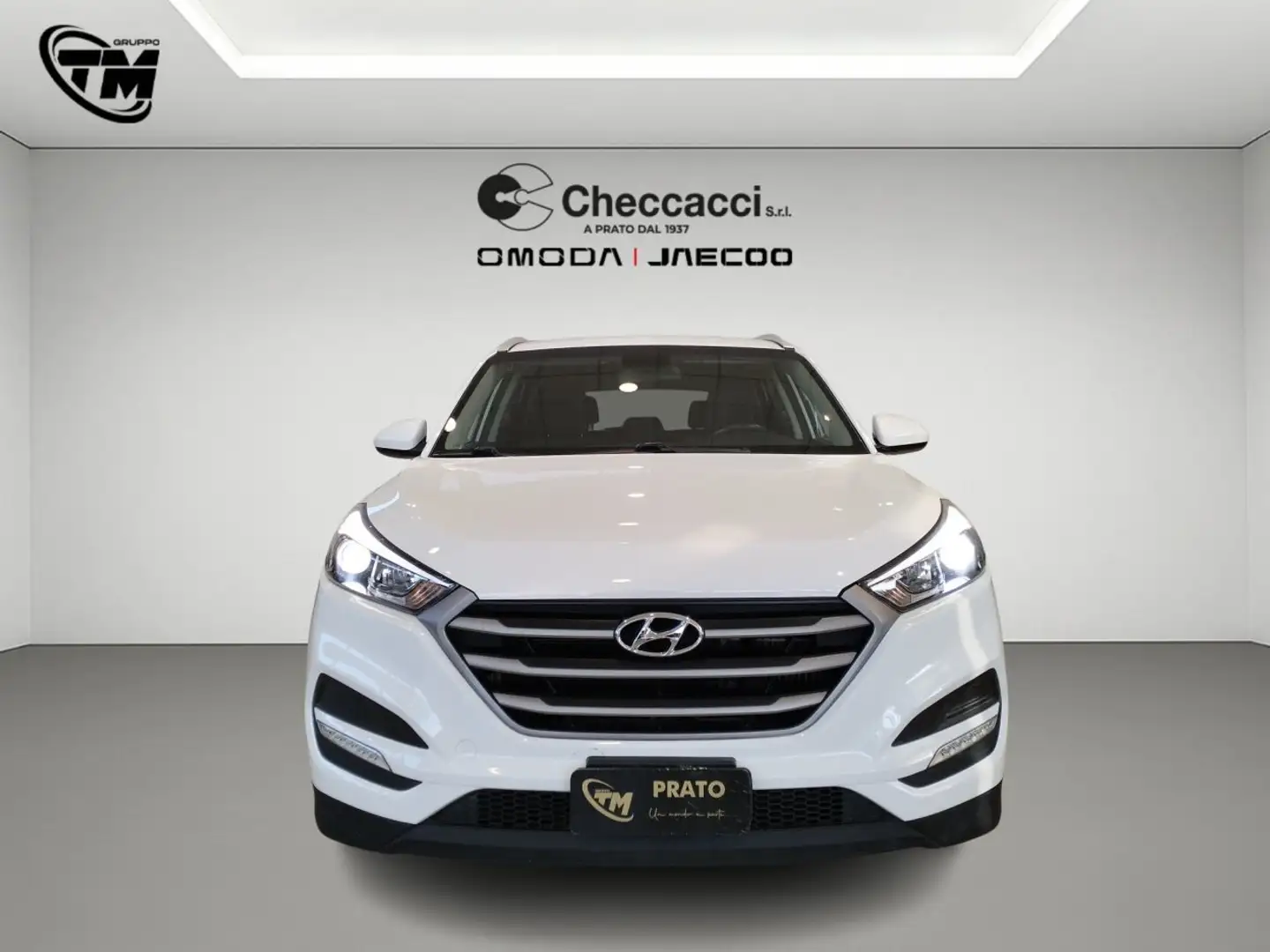 Hyundai TUCSON 1.7 crdi Comfort Plus Pack 2wd 115cv Blanc - 2
