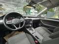 Volkswagen Passat Variant 1.6TDi • DSG • CarPlay • Navigation • Zilver - thumbnail 19