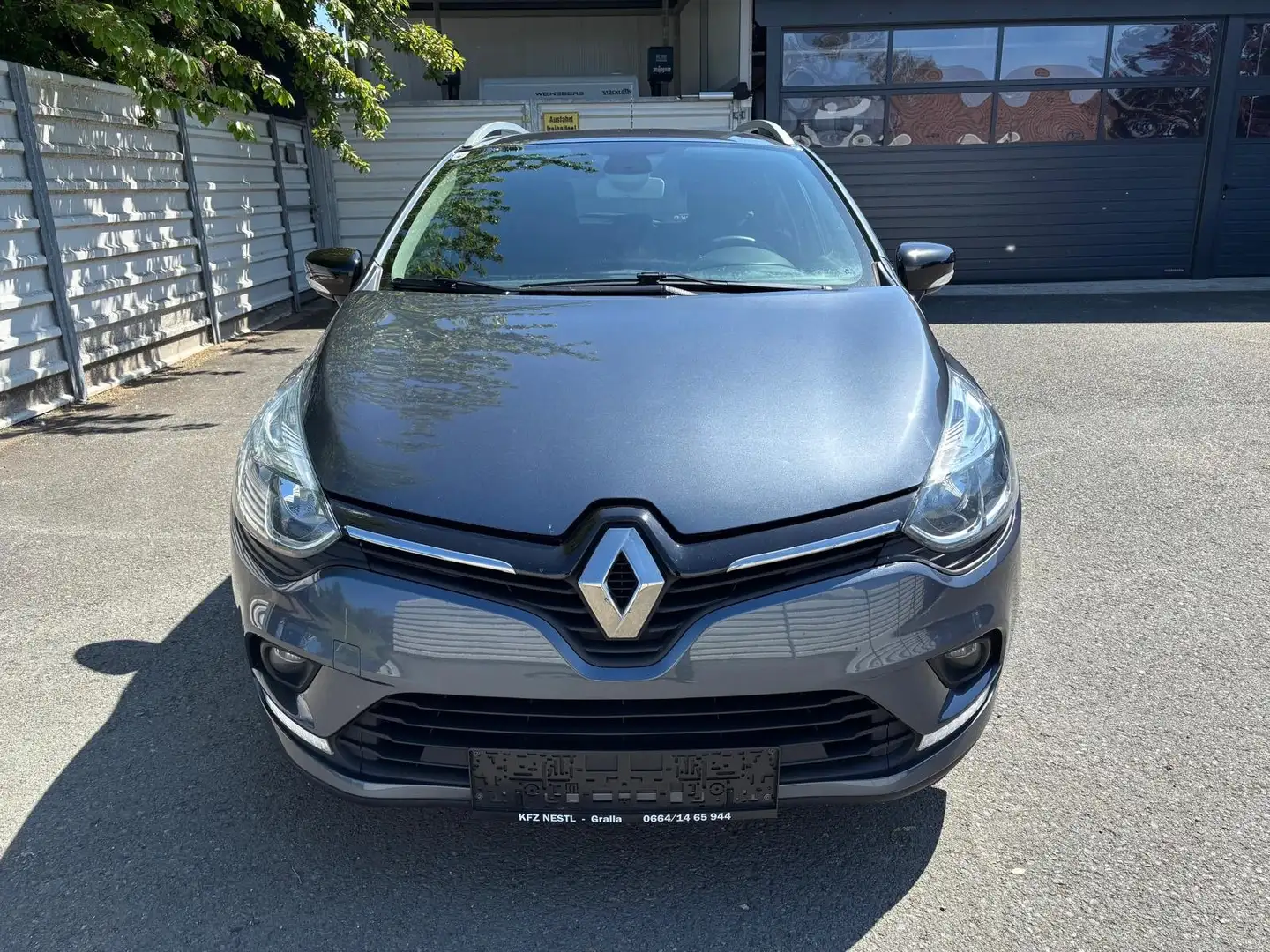 Renault Clio Grandtour Energy TCe 90 Limited Grau - 2