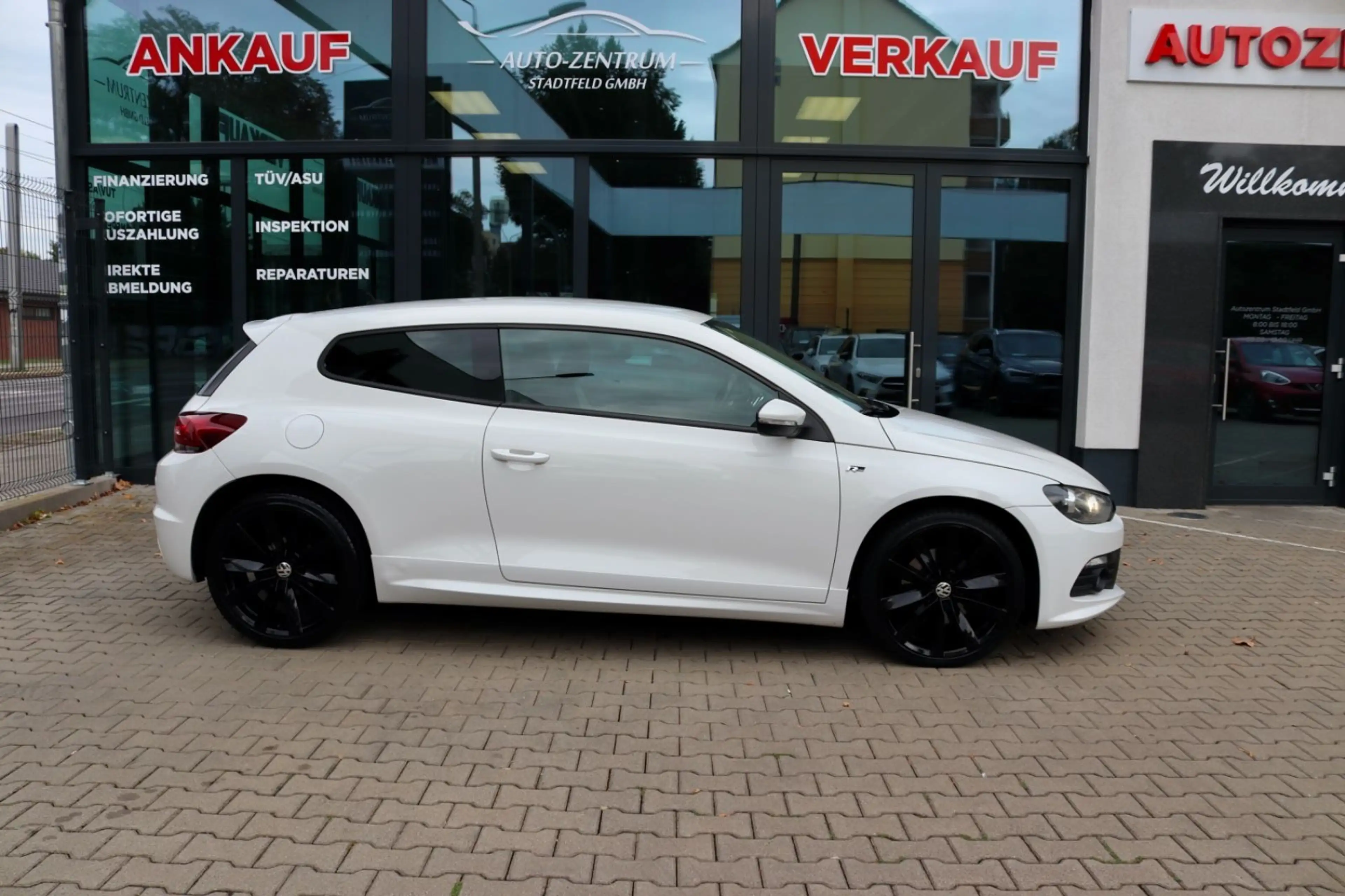 Volkswagen Scirocco R-Line Klima SHZ 19" Sport-Fahrwerk — photo 9