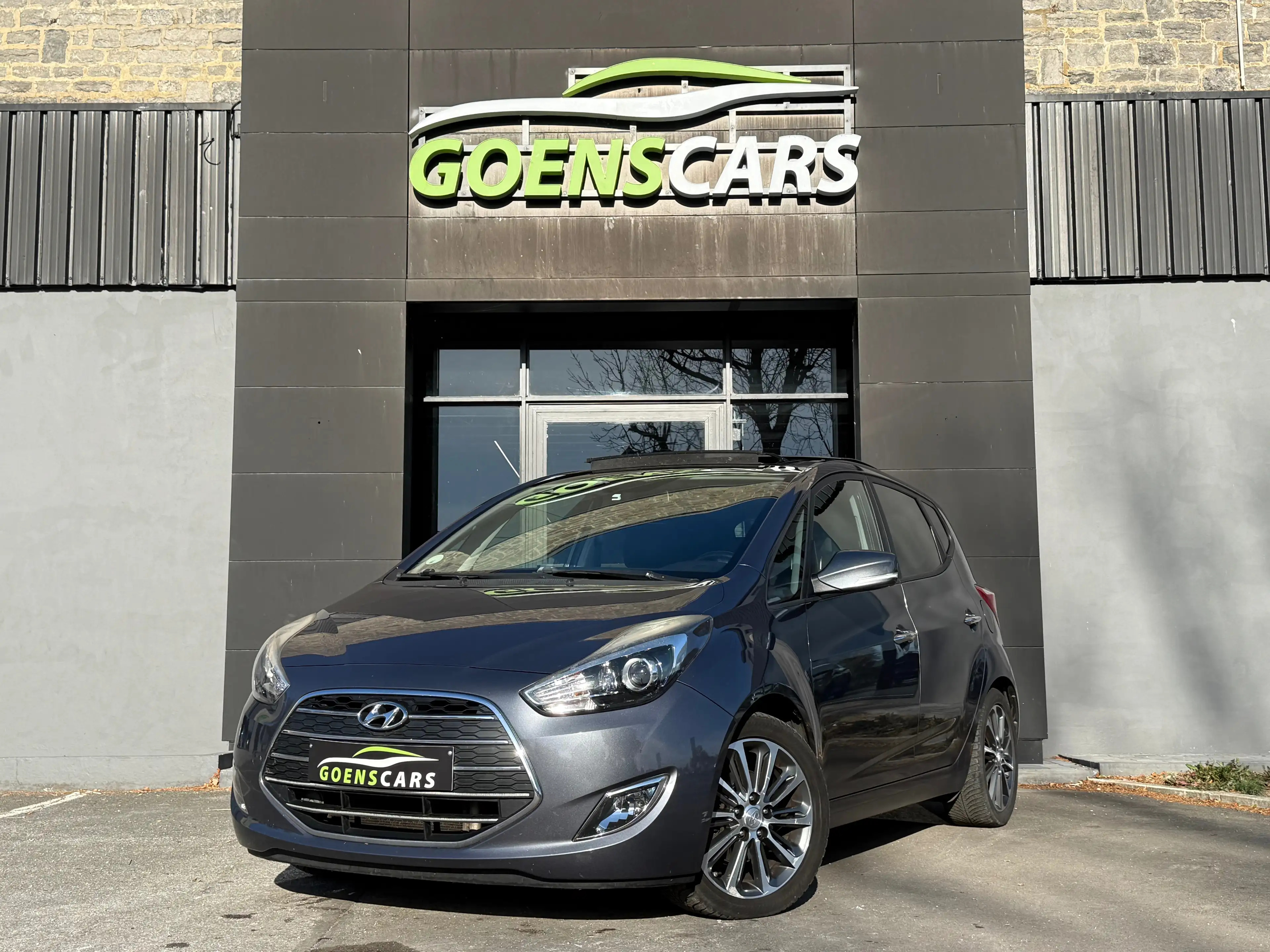 Hyundai iX20 iX20 1.6CRDi RADARS,CAMÉRA,SIÈGES CHAUFFANTS,VOLANT CHAUFFANT,CRUISE,CLIM,TOIT PANO…