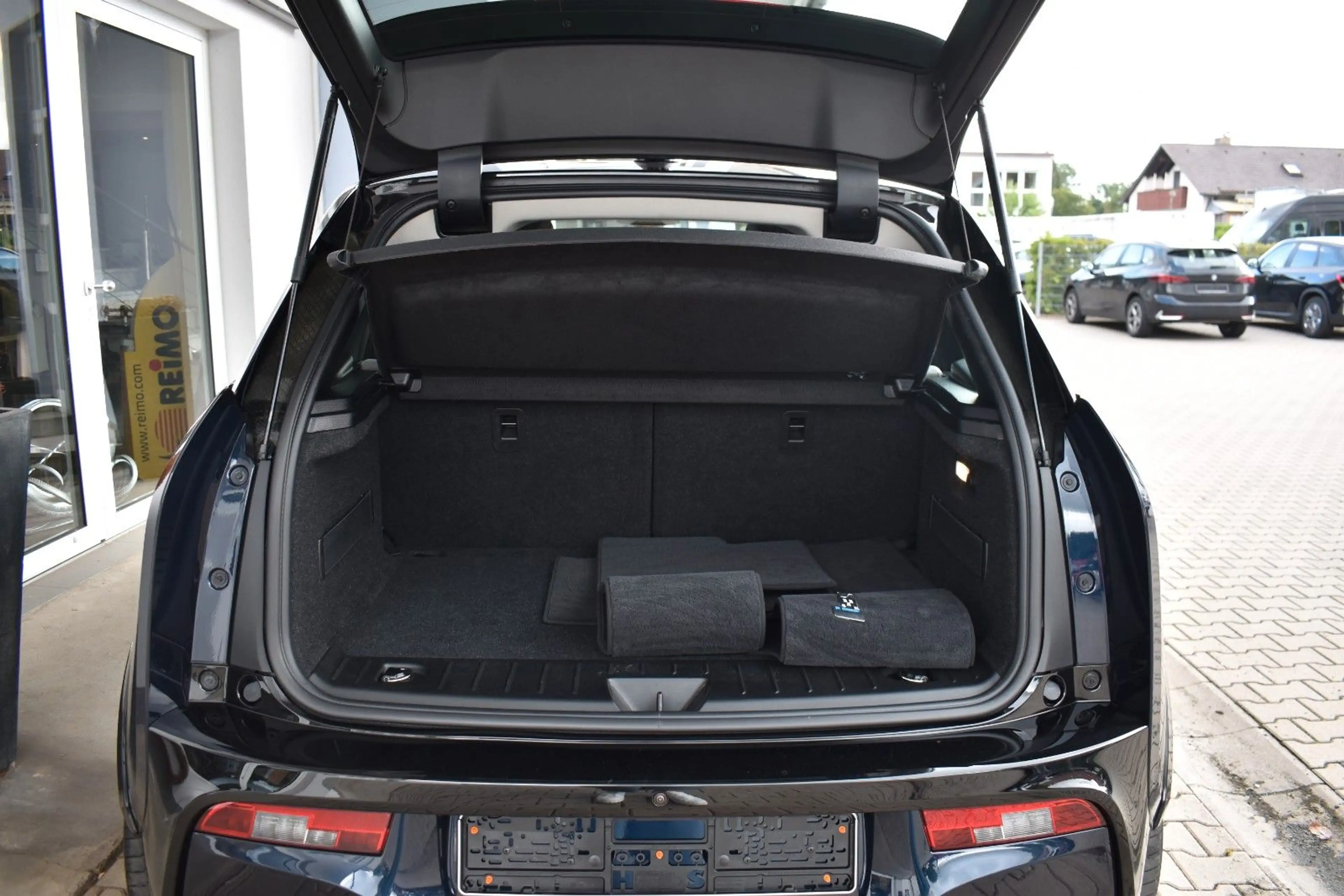 BMW i3 s (120 Ah) Navi Prof Kamera Teilleder PDC — photo 11