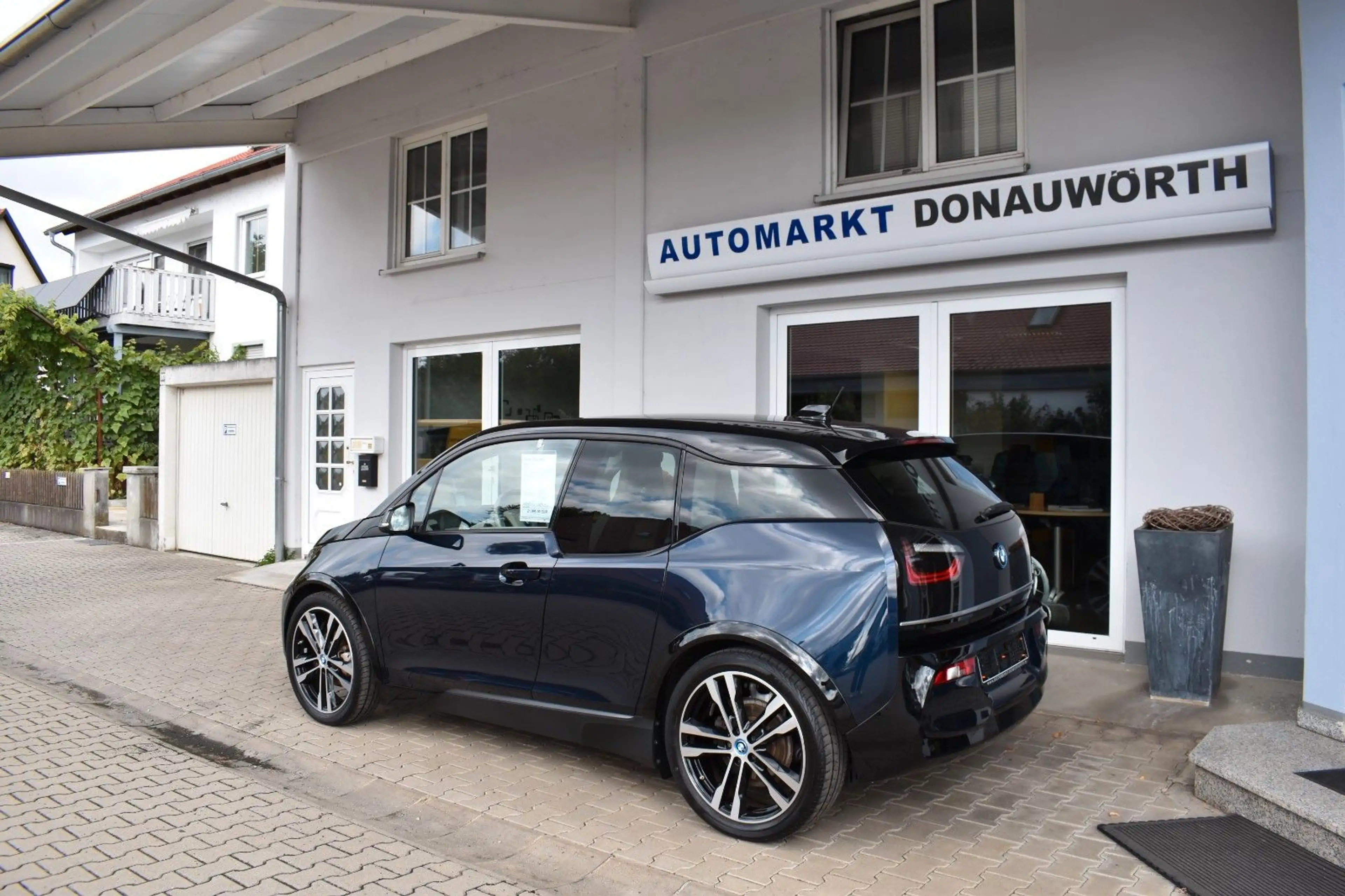 BMW i3 s (120 Ah) Navi Prof Kamera Teilleder PDC — photo 4