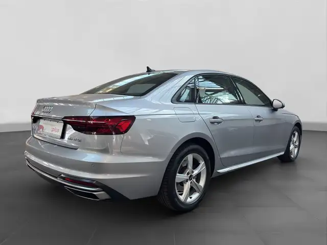 Audi A4 view 3
