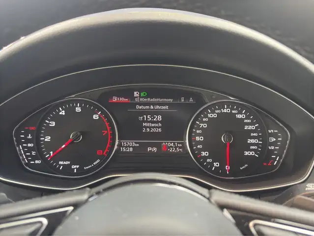 Audi A4 view 10