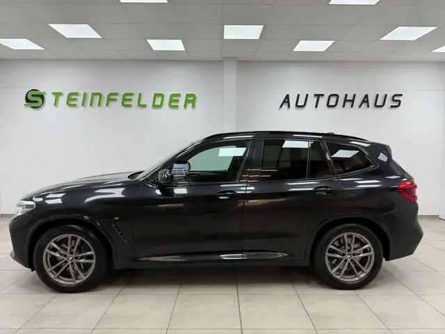 BMW X3 view 4