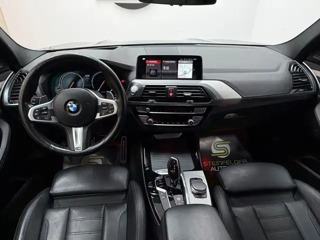 BMW X3 view 9