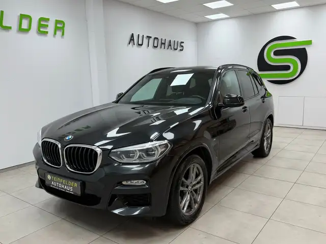 BMW X3 view 3