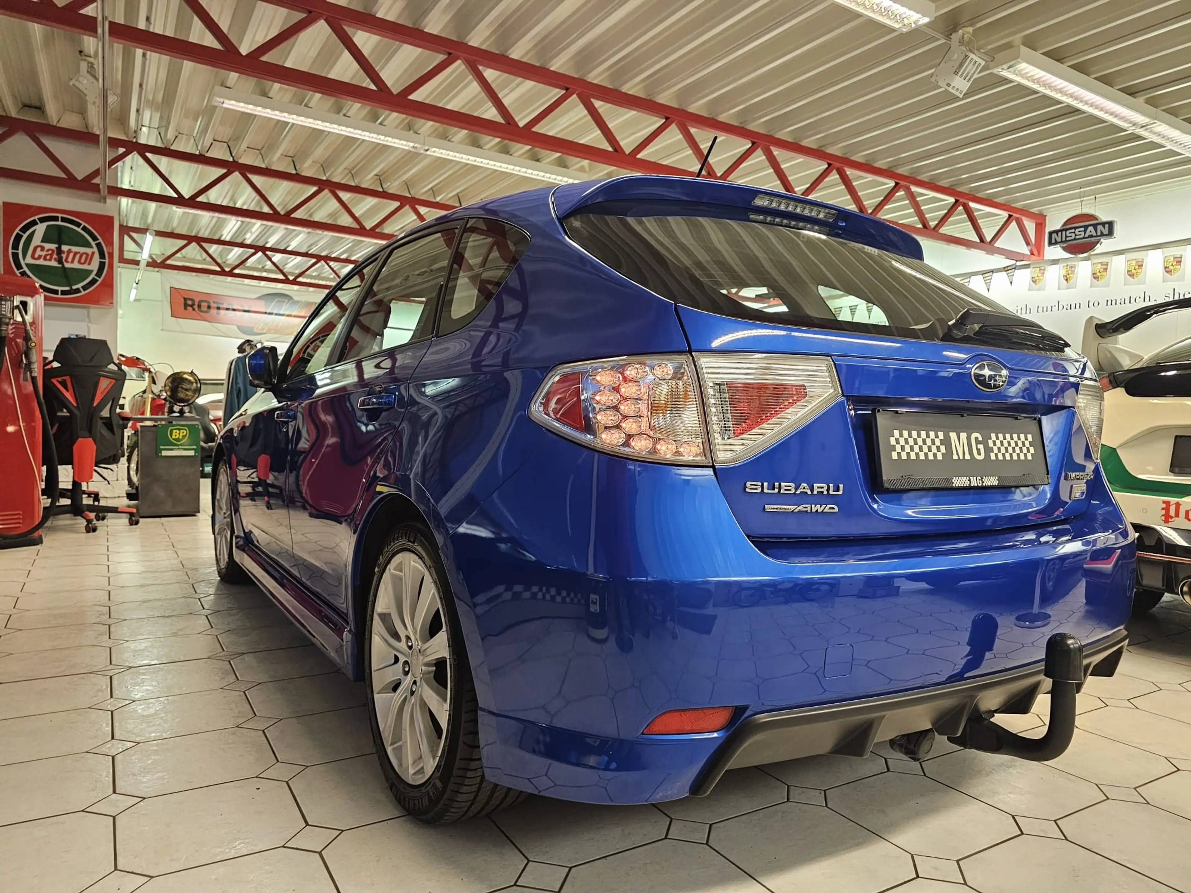 Subaru Impreza Sport — photo 8