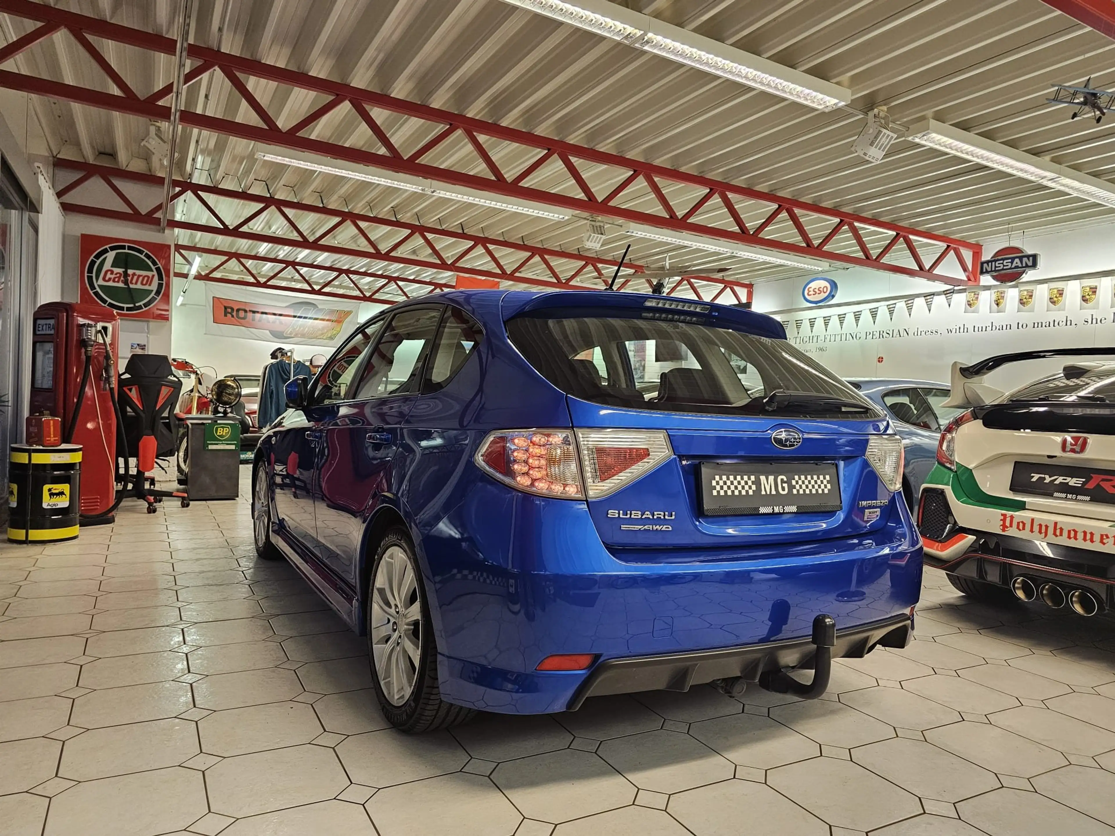 Subaru Impreza Sport — photo 9