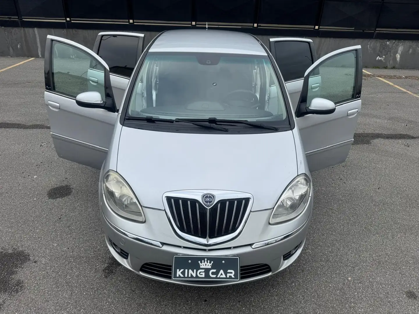Lancia MUSA 1.4 16v Poltrona Frau s&s E5 Zilver - 1