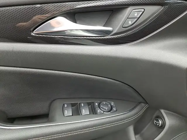 Opel Insignia view 13