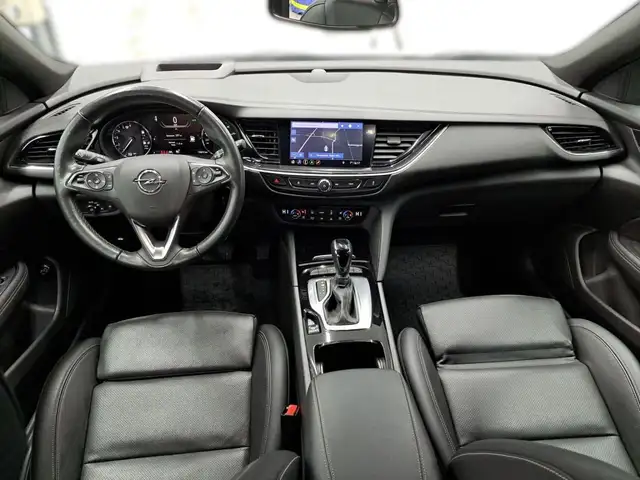 Opel Insignia view 15