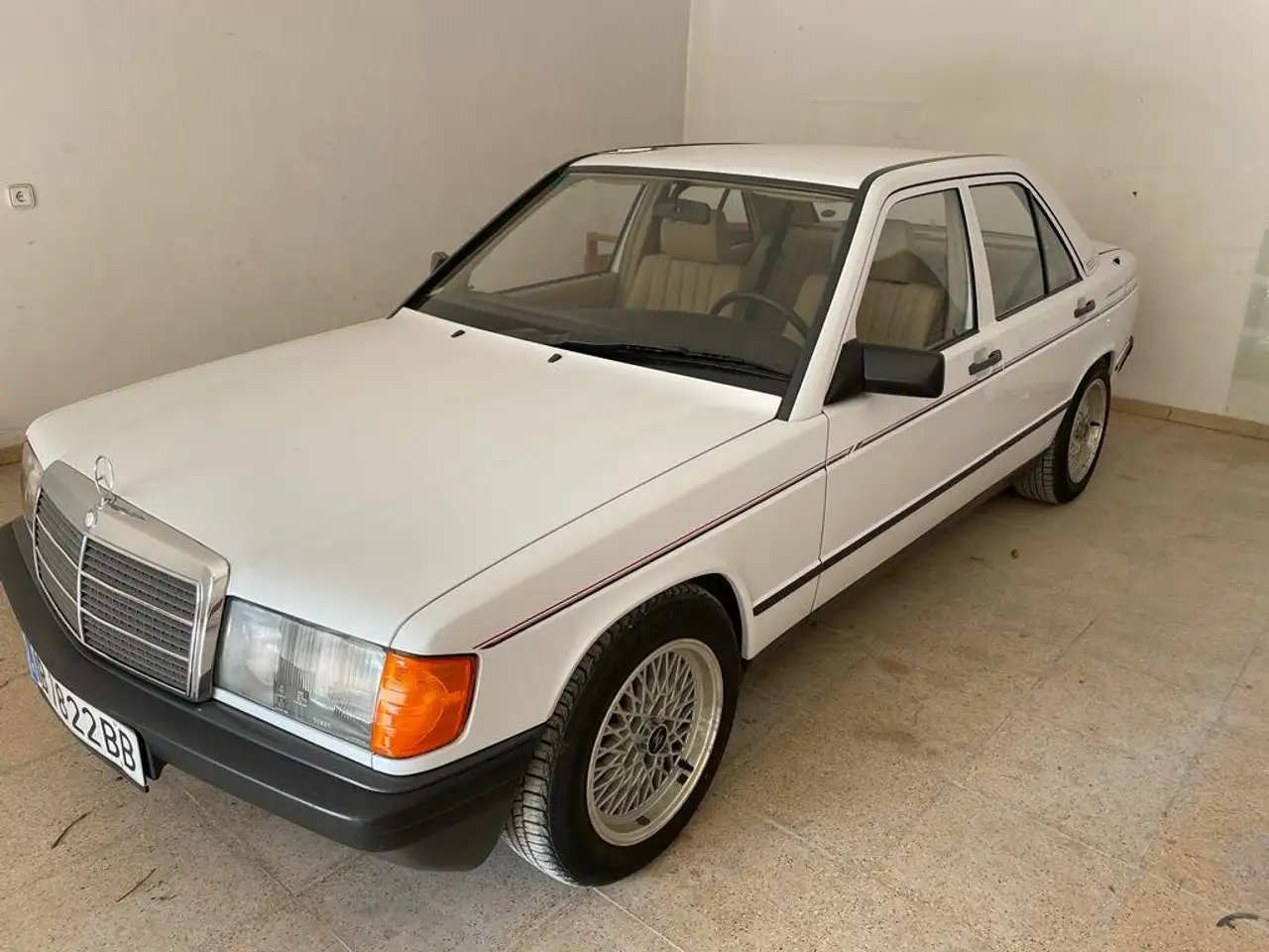 Daimler Benz 190 E, foto 2