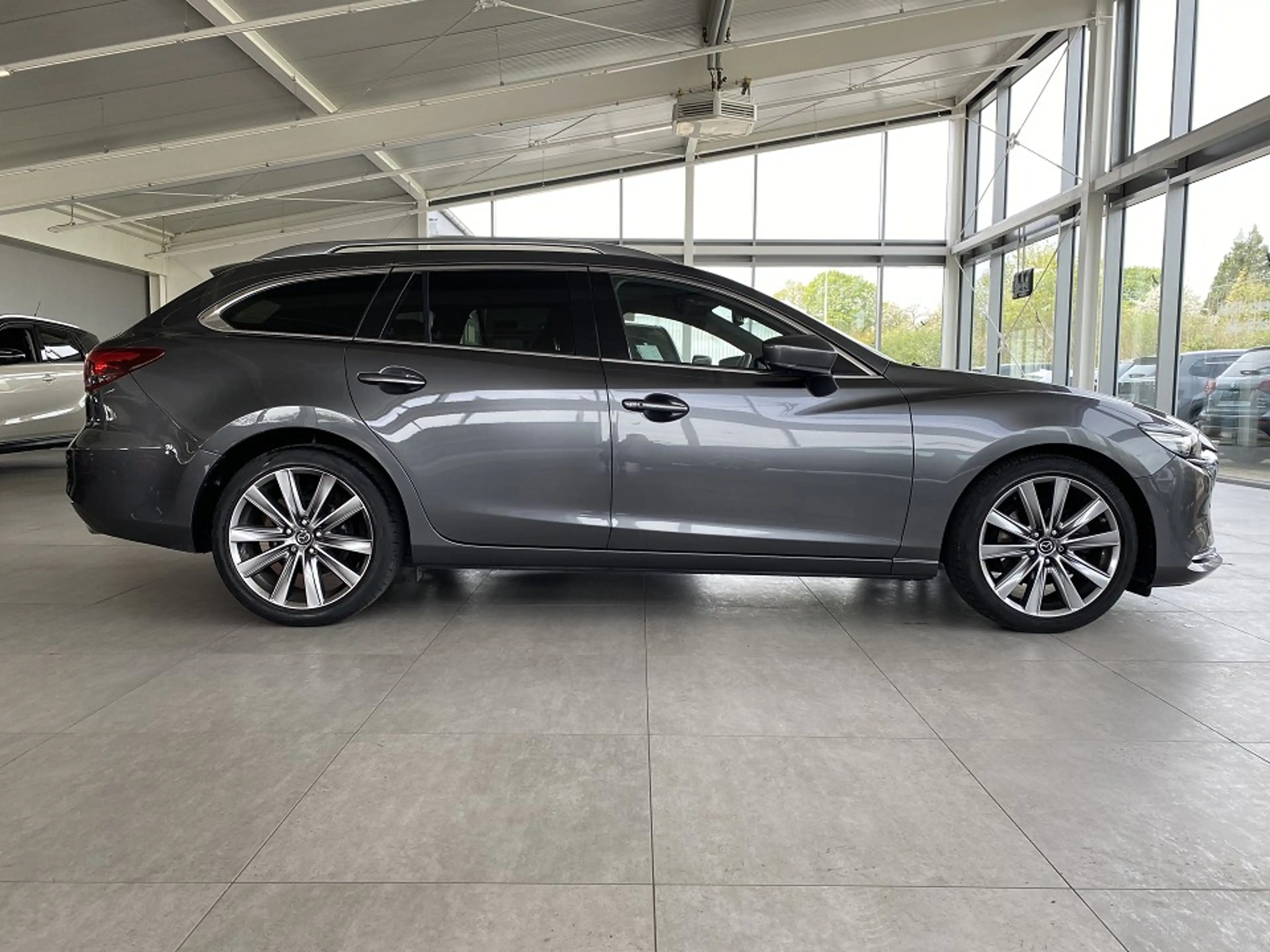 Mazda 6 Kombi 2.2 Sports-Line Plus NAPPA GSD Schiebedach — photo 7