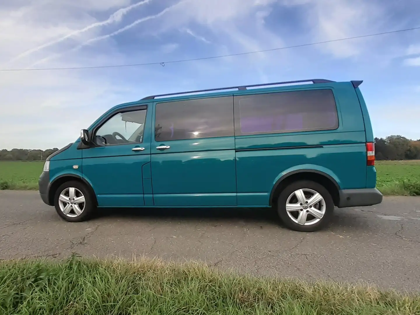 Volkswagen T5 Lang, Autom., LPG&Benzin ,Klima, TÜV-NEU Grün - 1