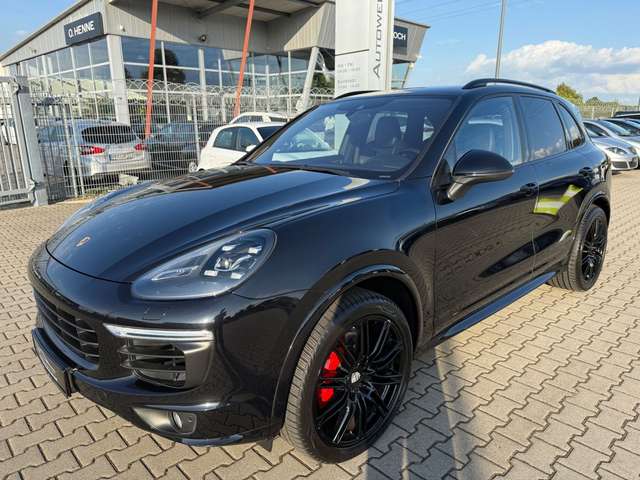 Imagine Porsche Cayenne Diesel Platinum Edition
