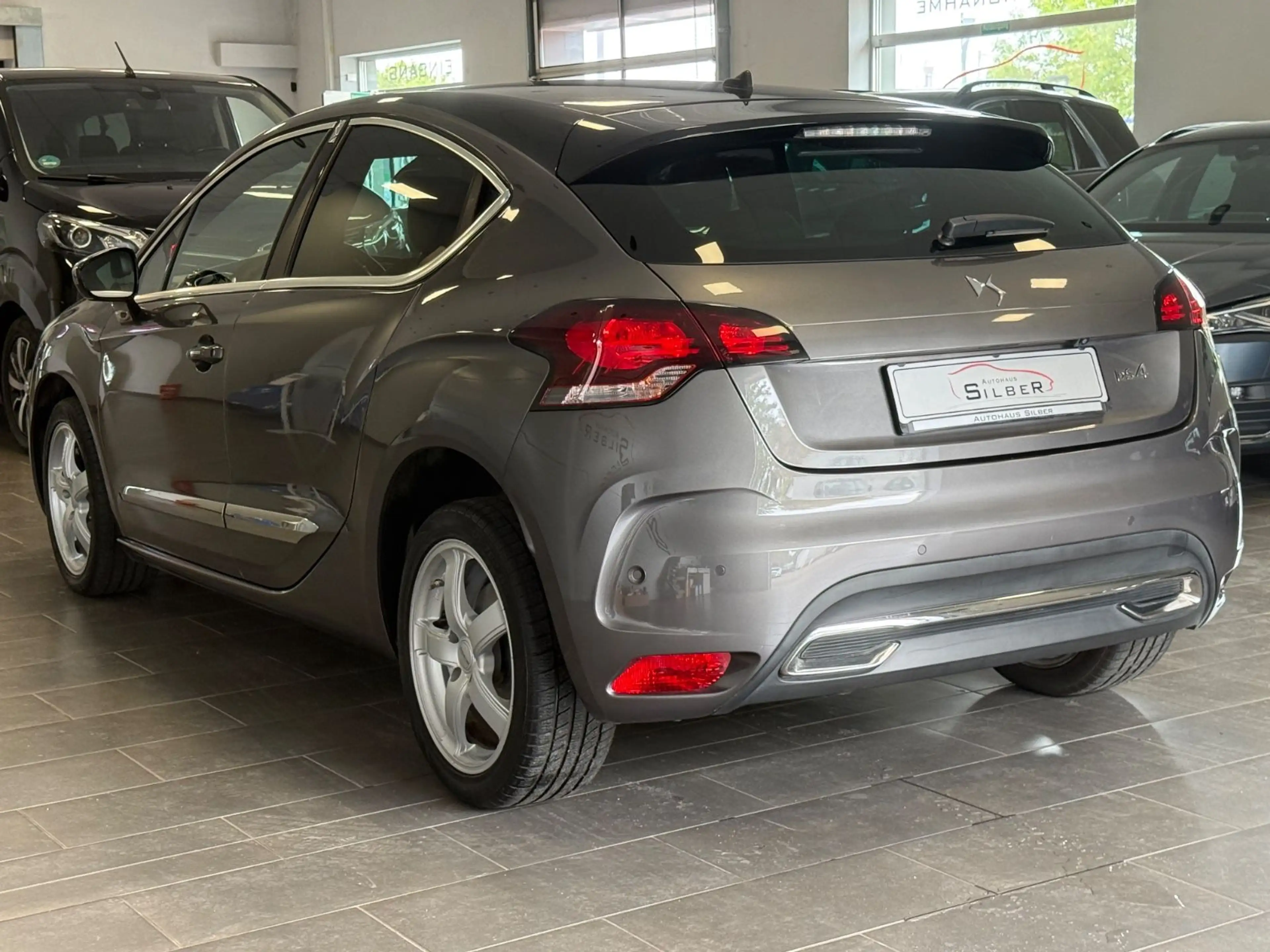 DS Automobiles DS 4 Aut.Navi Leder Massage LED.s Totw.Spurhlt. — photo 3