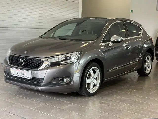DS Automobiles DS 4