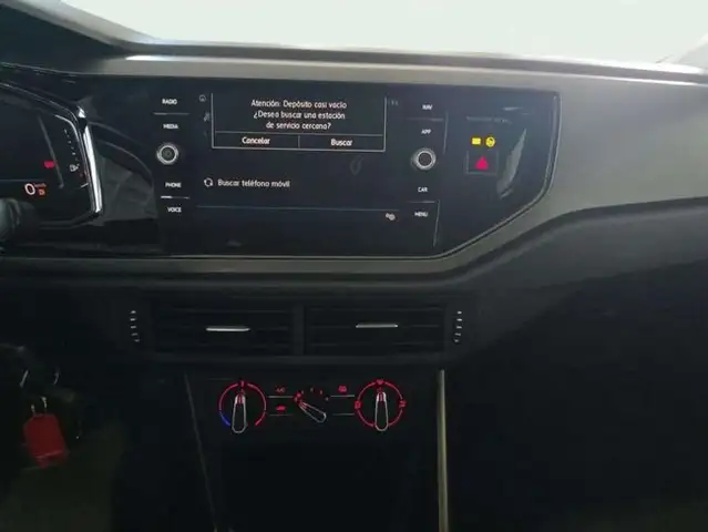 Volkswagen Polo view 10