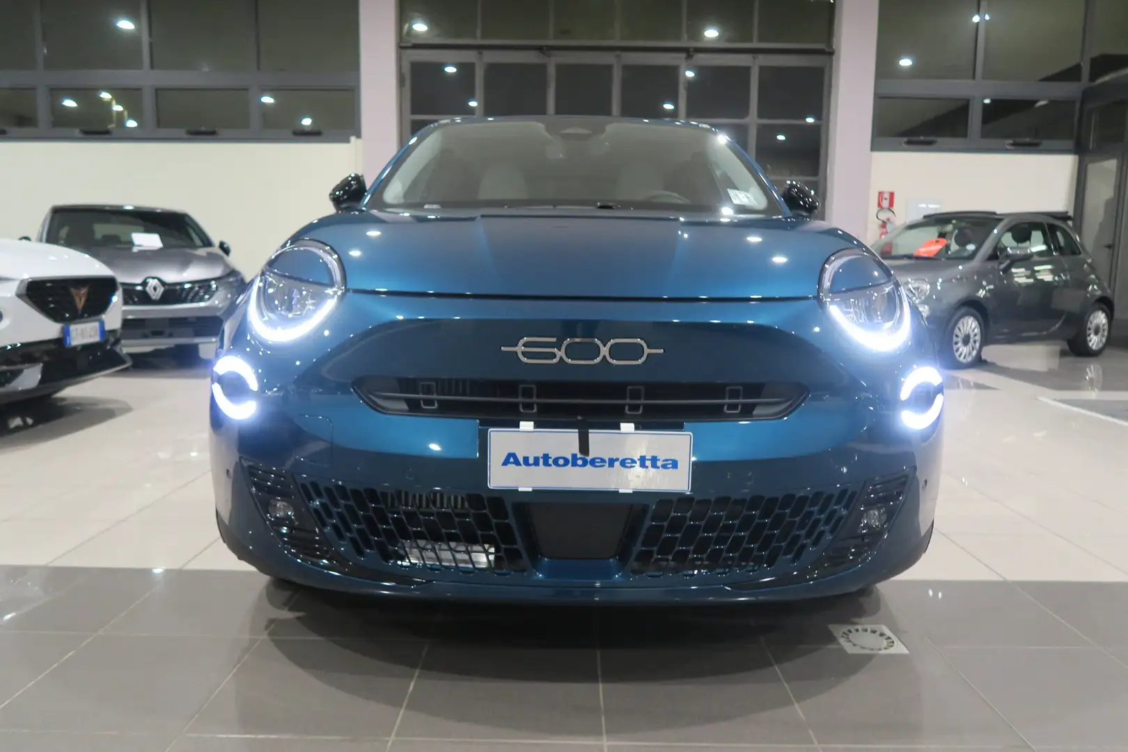 Fiat 600 600 1.2 hybrid La Prima II 110cv auto Blauw - 2