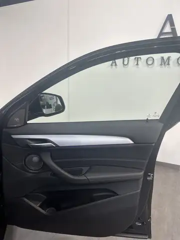BMW X2 view 9