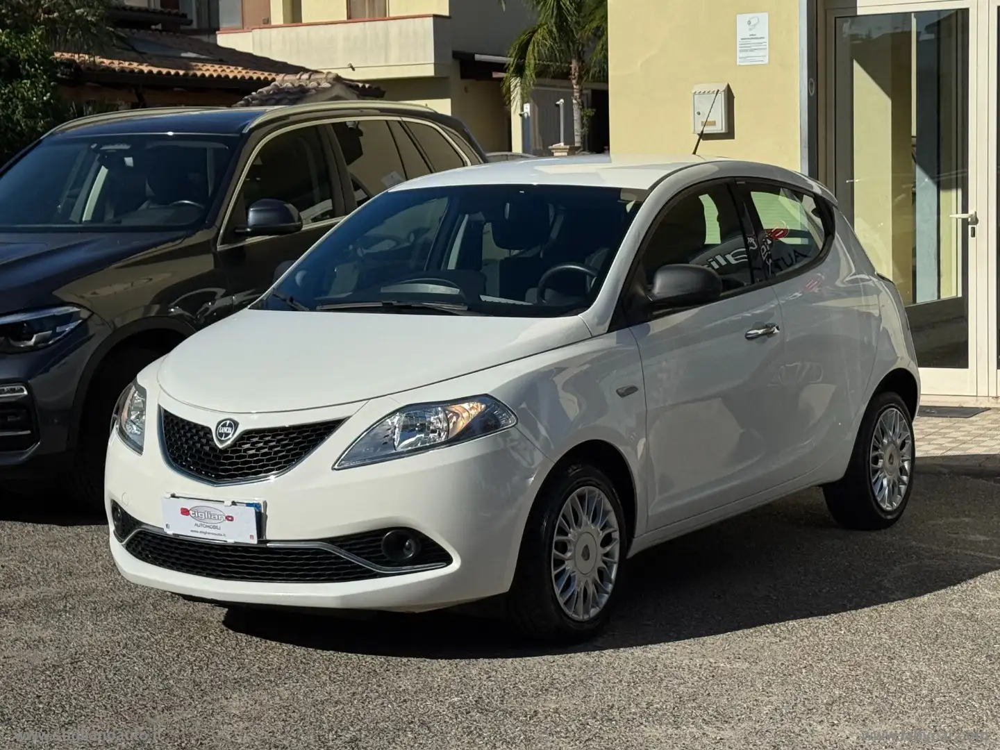 Lancia Ypsilon 1.2 69 CV 5p. Silver Bianco - 2