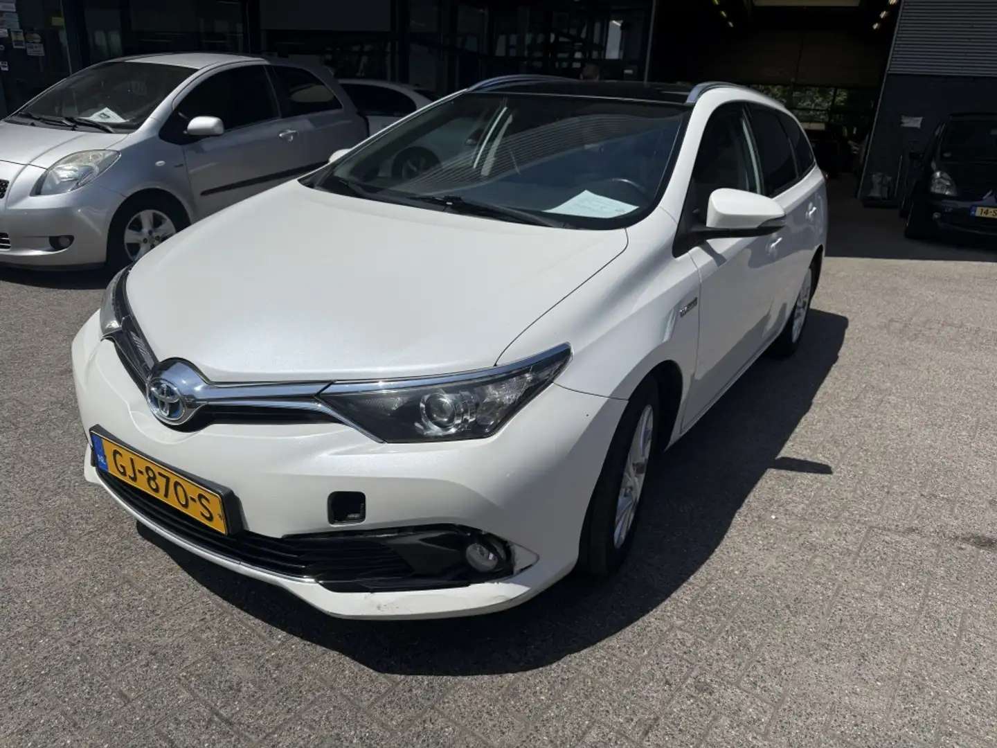 Toyota Auris Touring Sports 1.8 Hybr. Lease Wit - 2
