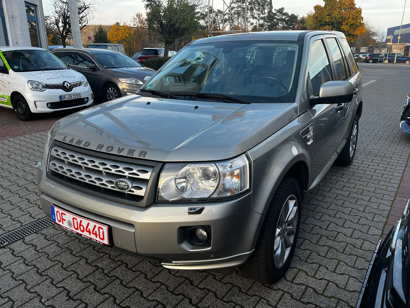 Land Rover Freelander HSE SD4 Beige - 1