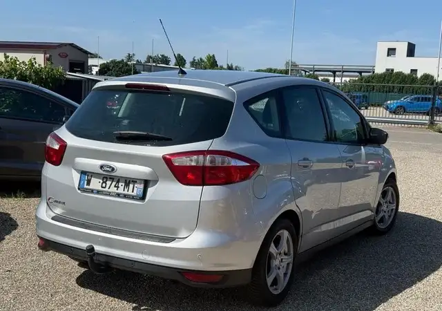 Ford C-Max view 2