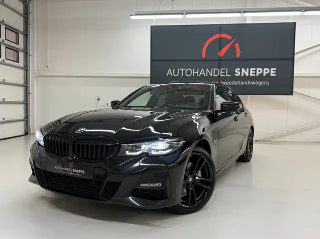 BMW 320 320e Aut. M Sportpakket/Led/M Shadowline/Enz..