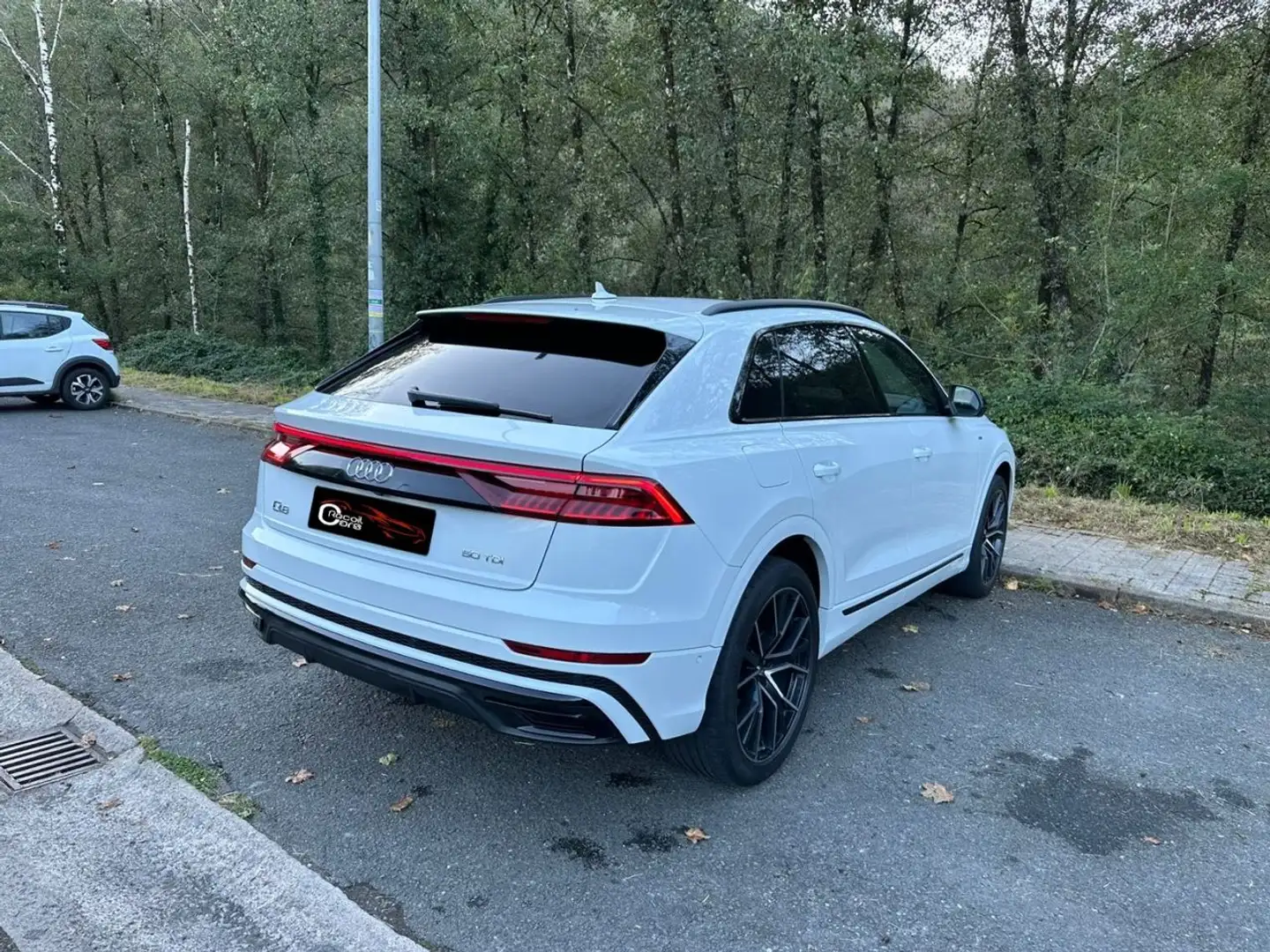 Audi Q8 S-line Weiß - 2