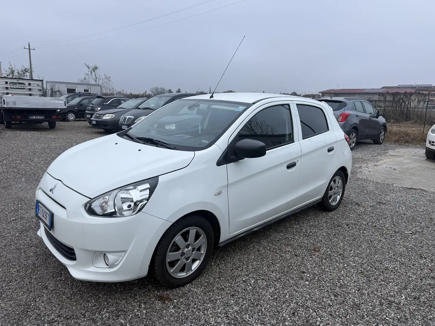 Mitsubishi Space Star 1.0 cleartec Intense - 2